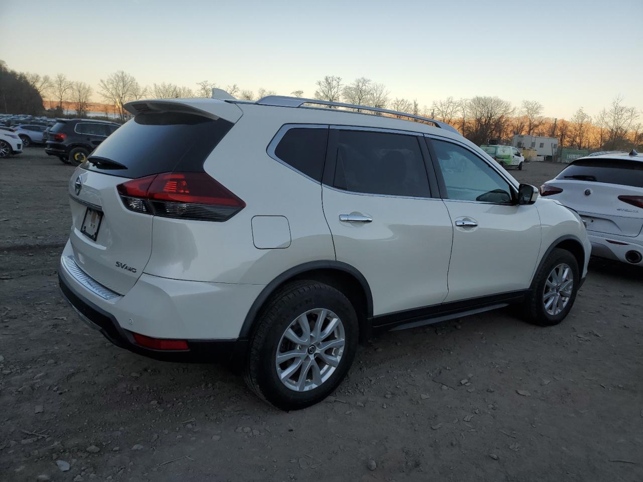 2020 Nissan Rogue VIN JN8AT2MV4LW116658 Copart auction photo, front end / minor dent/scratches damage thumbnail 3