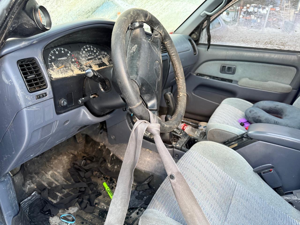 1998 Toyota 4Runner VIN JT3HN86R0W0142483 Copart auction photo, side / undercarriage damage thumbnail 7