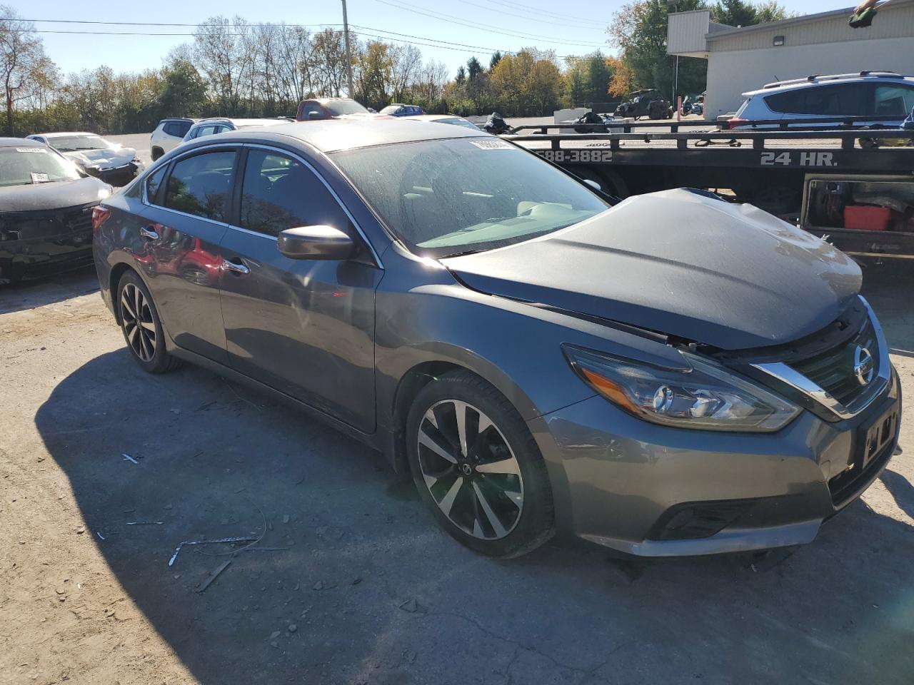 2018 Nissan Altima VIN 1N4AL3AP4JC117269 Copart auction photo, front end damage thumbnail 4