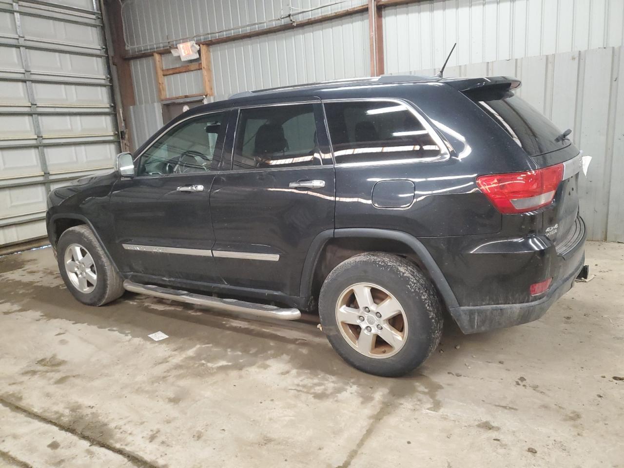 2013 Jeep Grand Cherokee VIN 1C4RJFAG7DC506738 Copart auction photo, rear end damage thumbnail 2