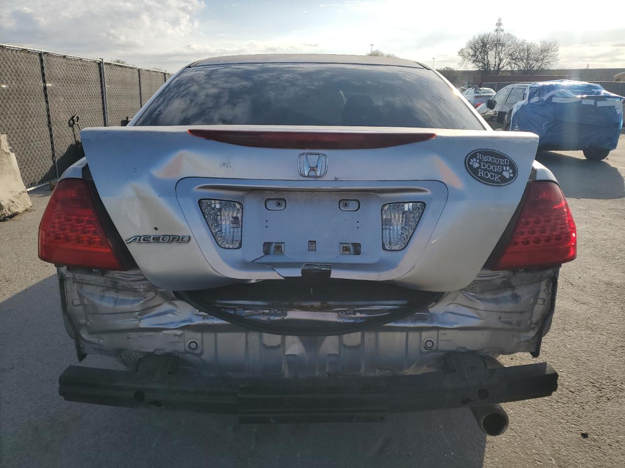 2007 Honda Accord VIN JHMCM56327C008141 Copart auction photo, rear end damage thumbnail 6