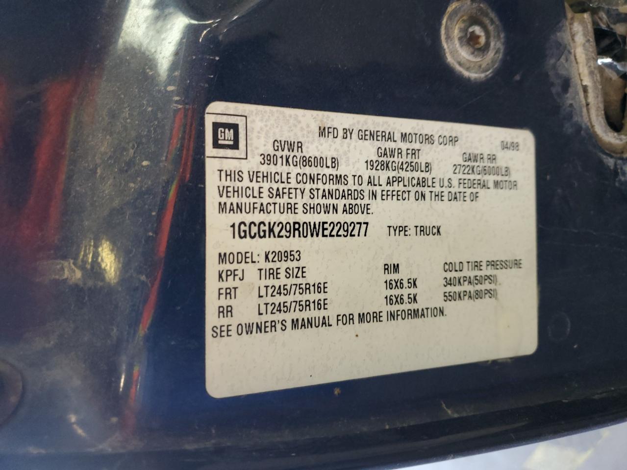 1998 Chevrolet GMT-400 VIN 1GCGK29R0WE229277 Copart auction photo, all over / undercarriage damage thumbnail 15