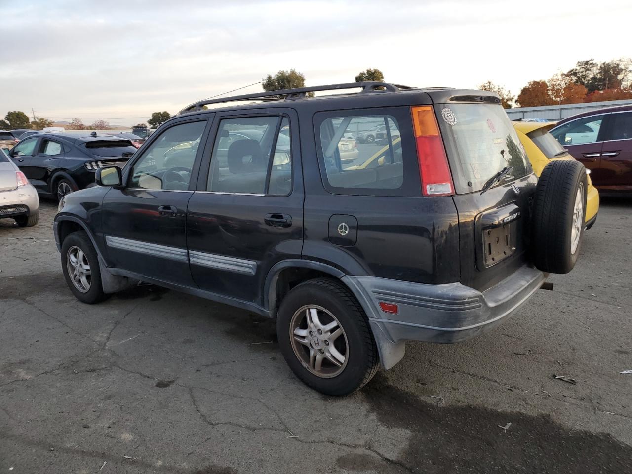 1999 Honda CR-V VIN JHLRD1866XC043652 Copart auction photo, mechanical damage thumbnail 2