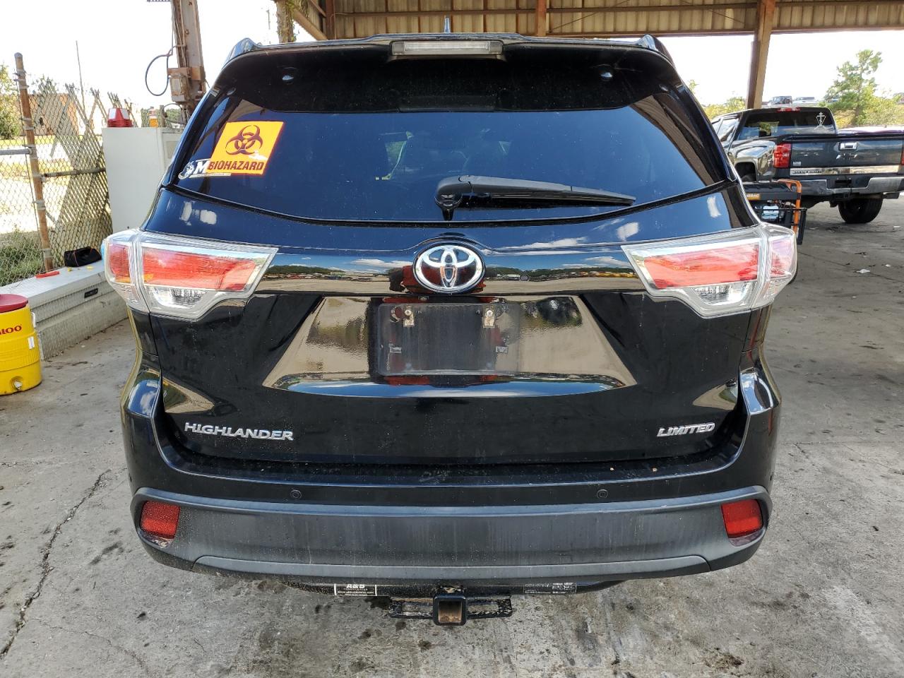 2015 Toyota Highlander VIN 5TDYKRFH3FS120119 Copart auction photo, front end damage thumbnail 6