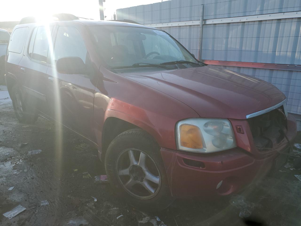 2002 GMC Envoy VIN 1GKET16S326115904 Copart auction photo, front end / minor dent/scratches damage thumbnail 4