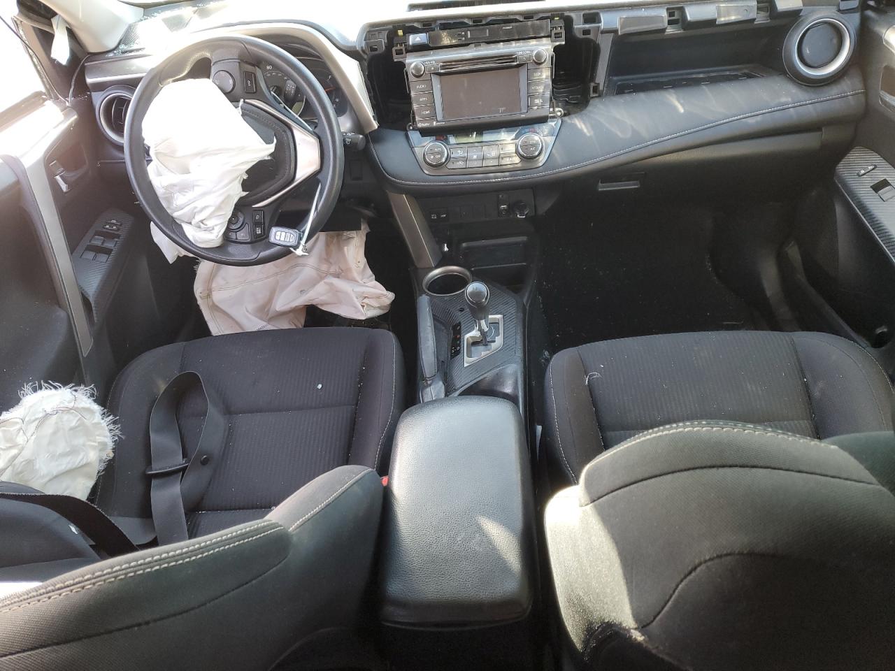2015 Toyota RAV 4 VIN 2T3RFREV8FW318144 Copart auction photo, all over damage thumbnail 8