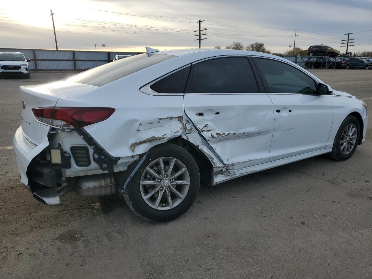 2019 Hyundai Sonata VIN 5NPE24AF1KH757165 Copart auction photo, all over / undercarriage damage thumbnail 3