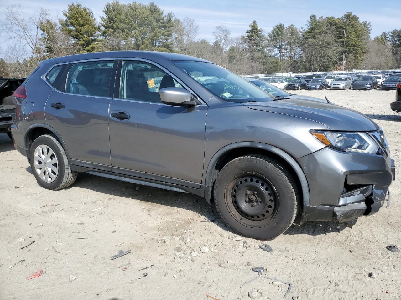 2018 Nissan Rogue VIN KNMAT2MV1JP562124 Copart auction photo, front end damage thumbnail 4