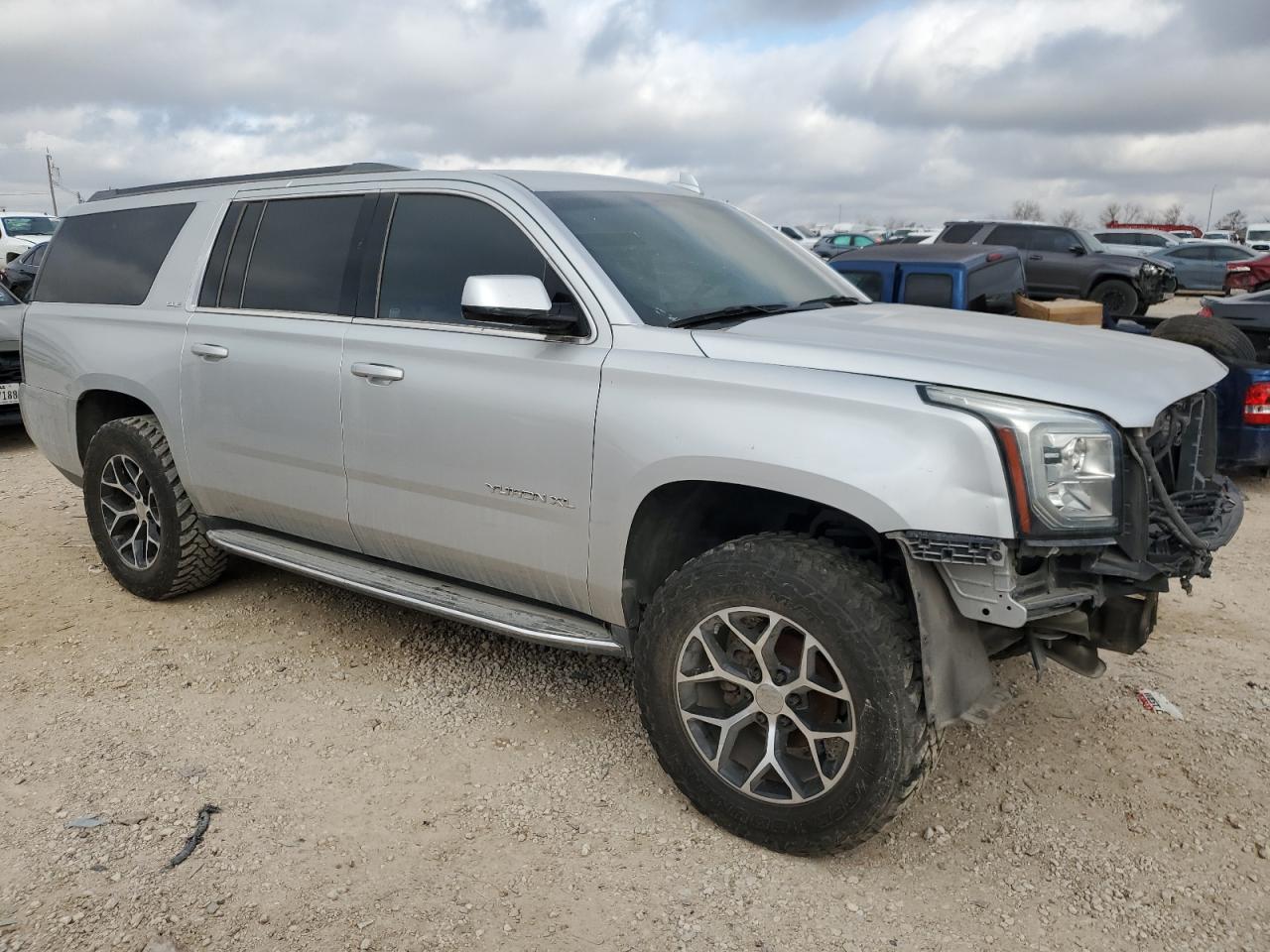 2016 GMC Yukon VIN 1GKS1FKC9GR433424 Copart auction photo, burn - interior / front end damage thumbnail 4