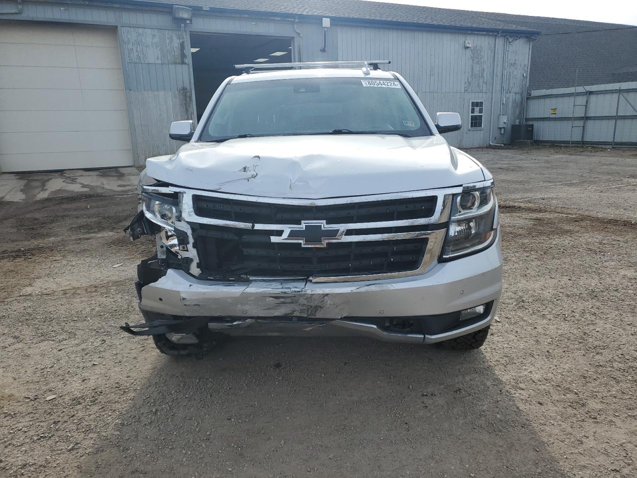 2017 Chevrolet Suburban VIN 1GNSKHKC0HR324623 Copart auction photo, front end / minor dent/scratches damage thumbnail 5