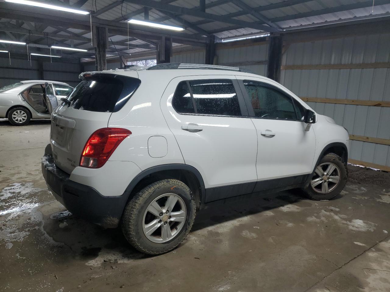 2016 Chevrolet Trax VIN 3GNCJPSB2GL274886 Copart auction photo, front end damage thumbnail 3