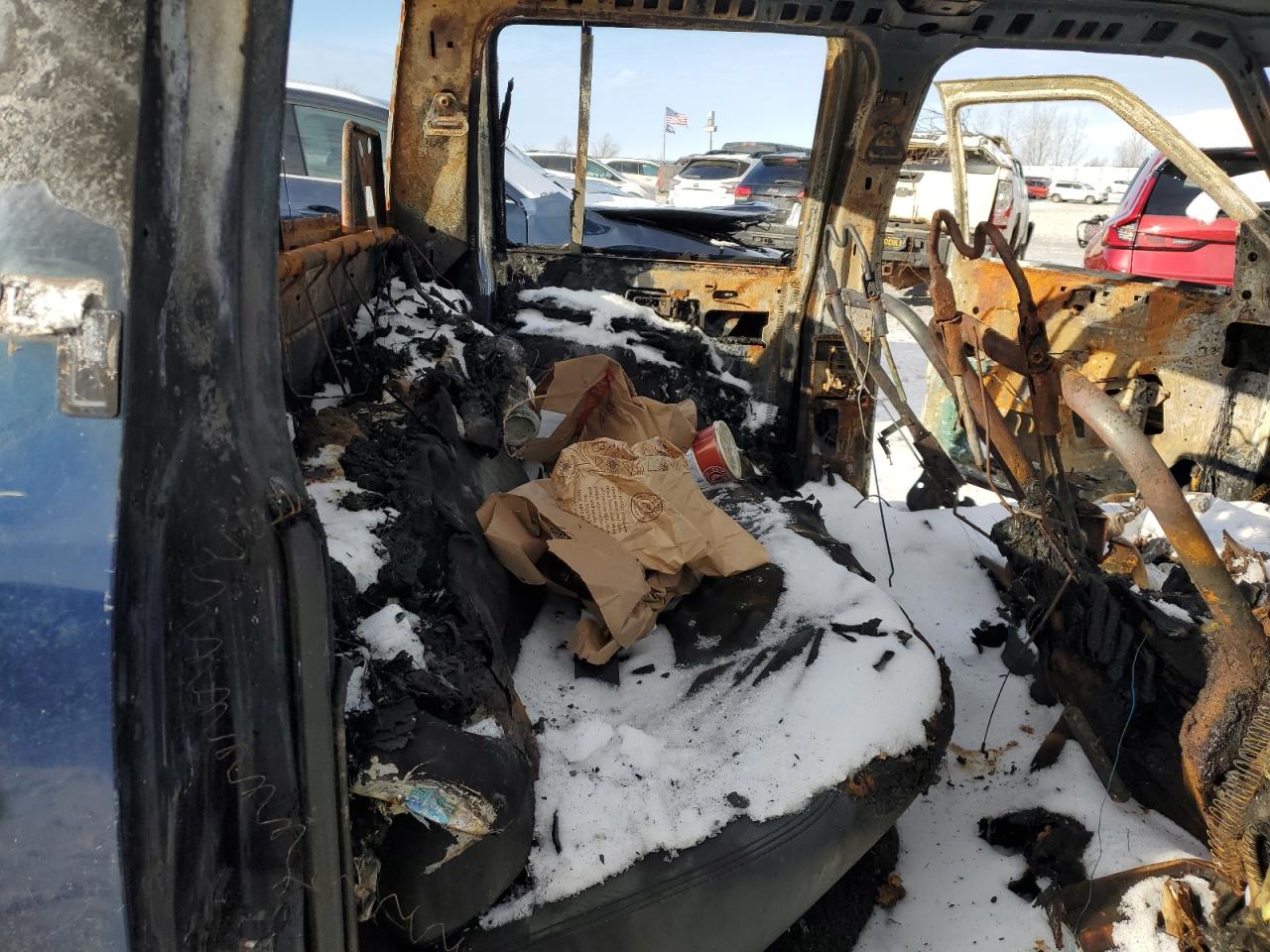 2002 Chevrolet S-10 Pickup VIN 1GCDT13WX2K190895 Copart auction photo, burn damage thumbnail 11