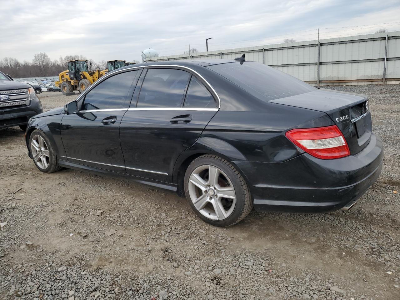 2011 Mercedes-Benz C-klasse VIN WDDGF8BBXBR157128 Copart auction photo, front end / side damage thumbnail 2