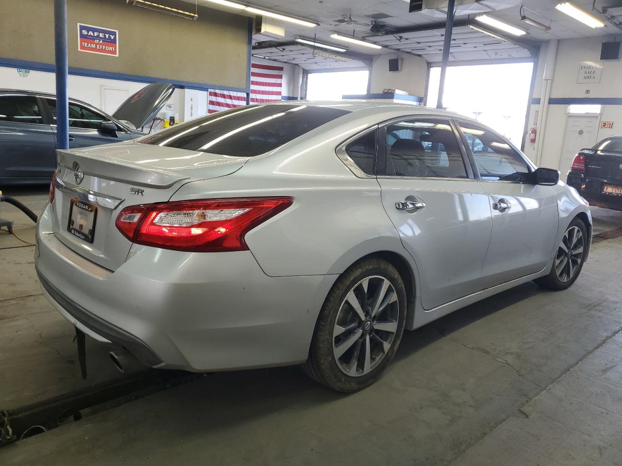 2016 Nissan Altima VIN 1N4AL3APXGC171782 Copart auction photo, front end damage thumbnail 3