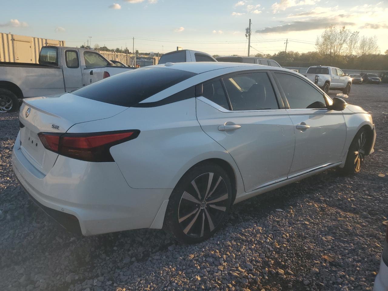 2020 Nissan Altima VIN 1N4BL4CV5LC211511 Copart auction photo, front end damage thumbnail 3