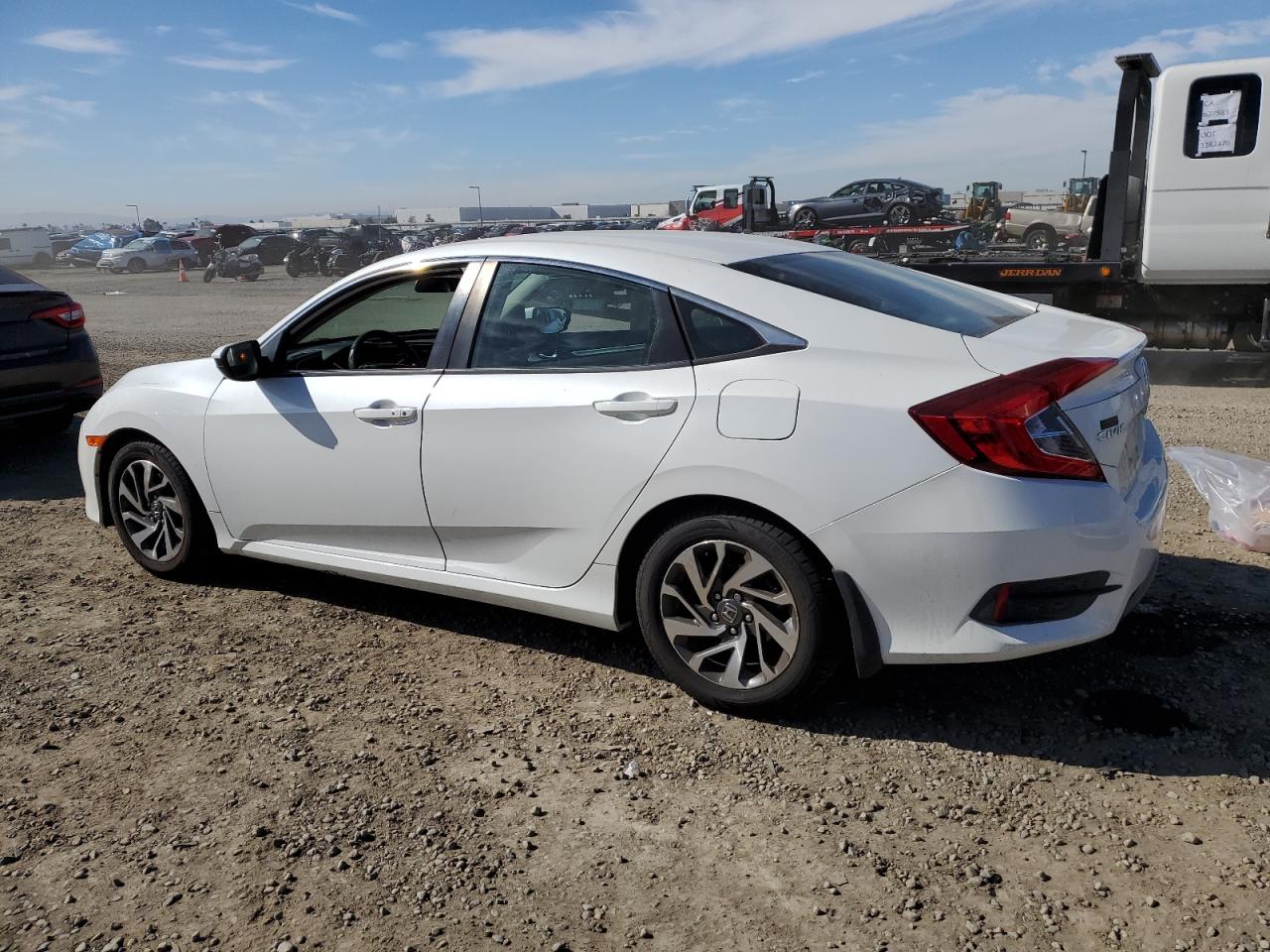 2016 Honda Civic VIN 19XFC2F72GE020818 Copart auction photo, front end damage thumbnail 2
