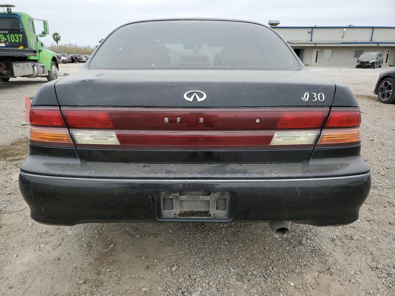 1996 Infiniti I VIN JNKCA21D3TT014967 Copart auction photo, front end / minor dent/scratches damage thumbnail 6