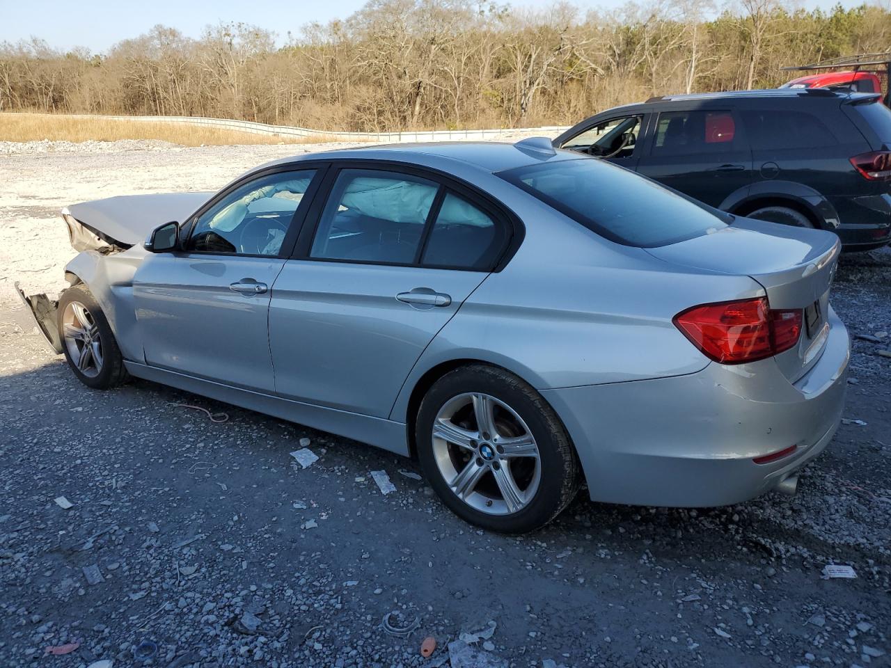 2014 BMW 3er VIN WBA3D3C54EK153824 Copart auction photo, front end damage thumbnail 2