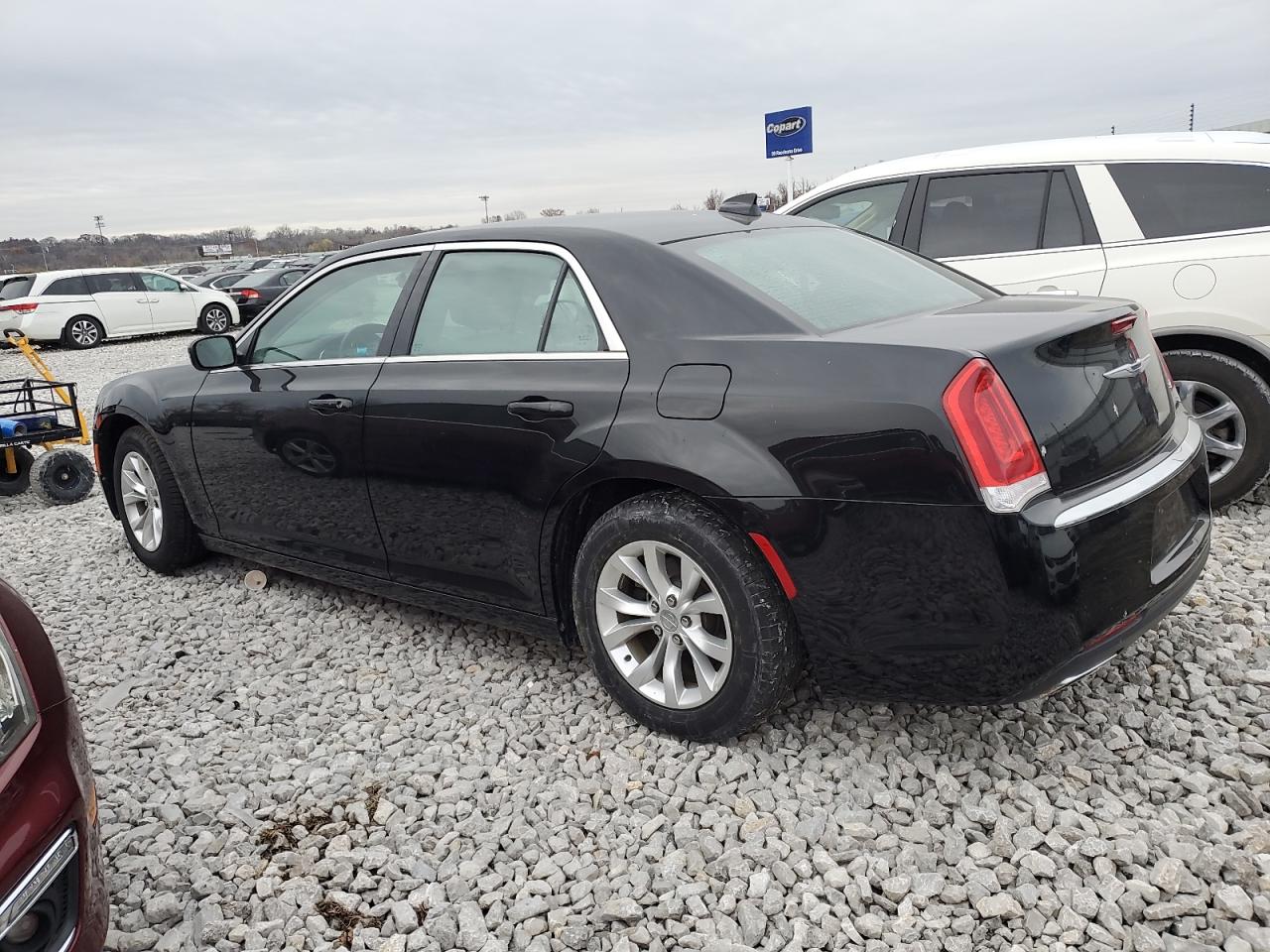 2015 Chrysler 300 VIN 2C3CCAAG5FH838166 Copart auction photo, water/flood damage thumbnail 2
