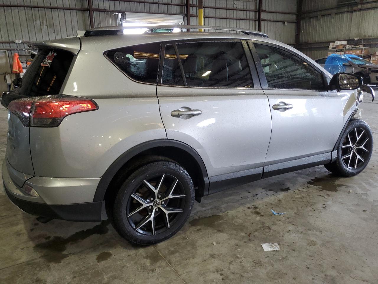 2018 Toyota RAV 4 VIN JTMNFREV3JD124402 Copart auction photo, front end damage thumbnail 3