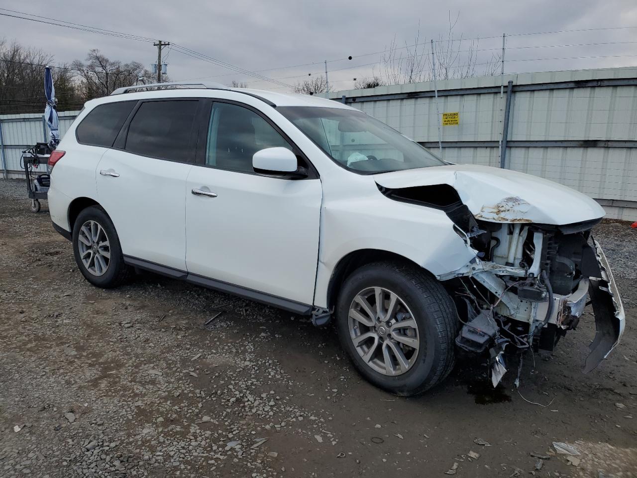 2016 Nissan Pathfinder VIN 5N1AR2MM7GC603762 Copart auction photo, front end damage thumbnail 4