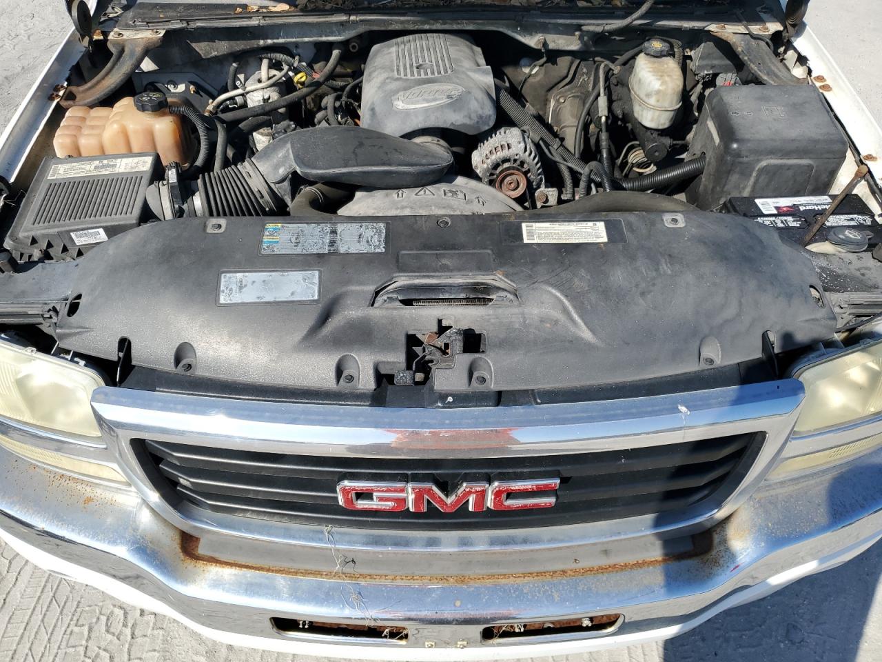 2003 GMC Sierra VIN 1GTGC13U33F222110 Copart auction photo, normal wear / minor dent/scratches damage thumbnail 11