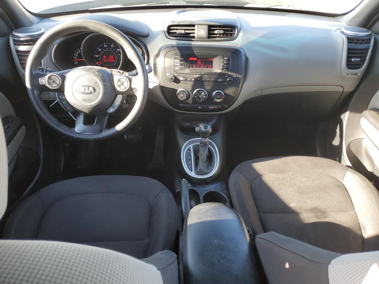 2015 KIA Soul VIN KNDJN2A24F7806893 Copart auction photo, front end damage thumbnail 8