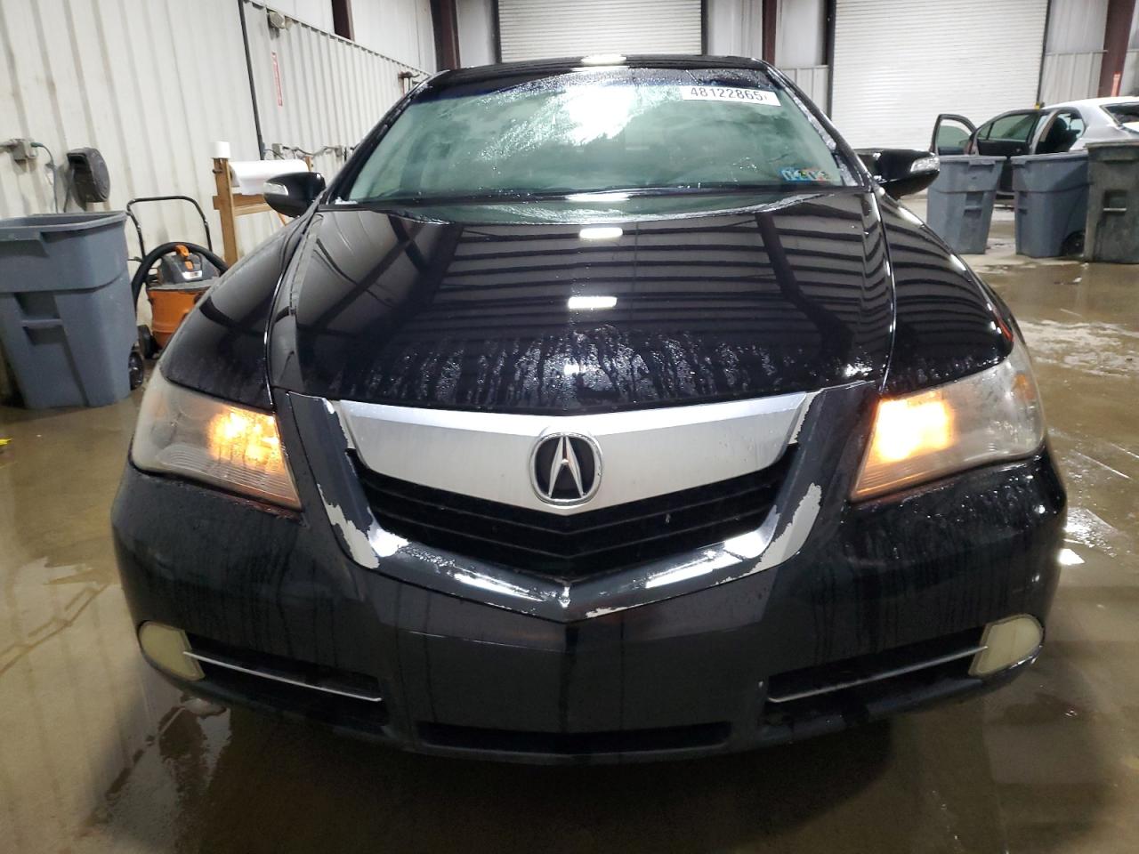 2010 Acura RL VIN JH4KB2F69AC002791 Copart auction photo, rear end damage thumbnail 5