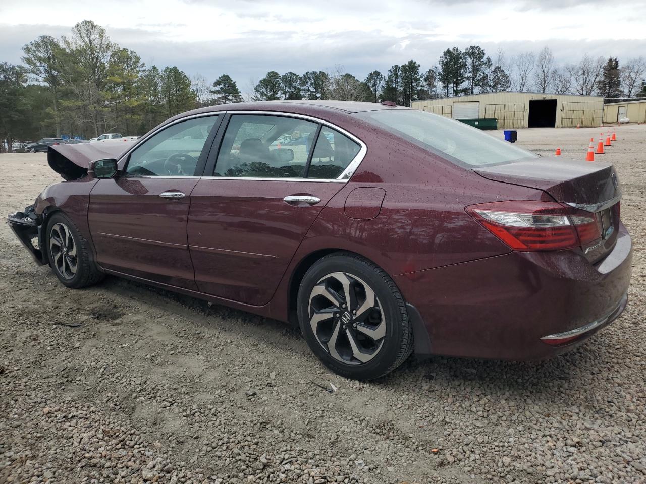 2017 Honda Accord VIN 1HGCR2F82HA046058 Copart auction photo, front end damage thumbnail 2