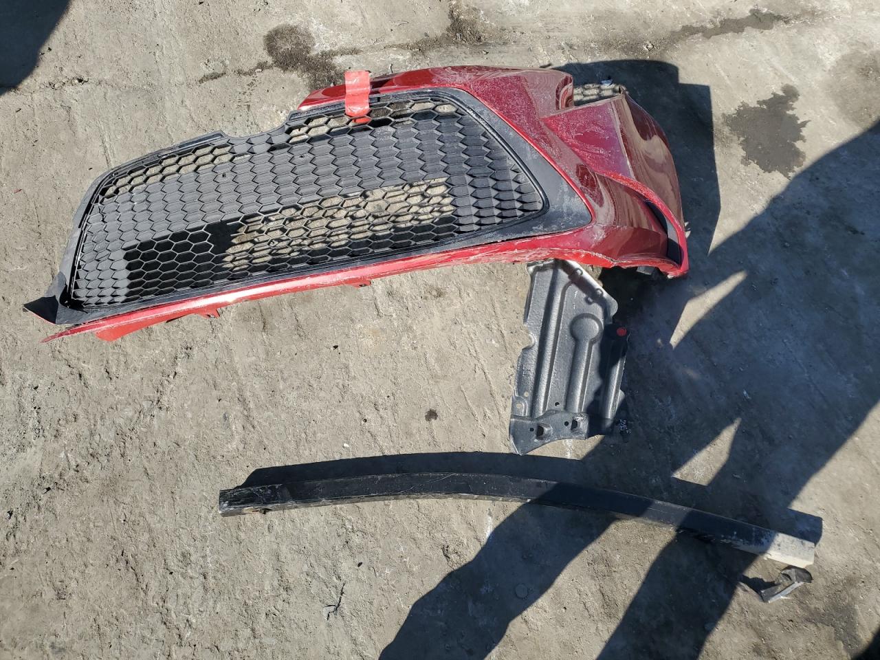 2020 Toyota Corolla VIN 5YFEPRAE0LP116177 Copart auction photo, front end / side damage thumbnail 12