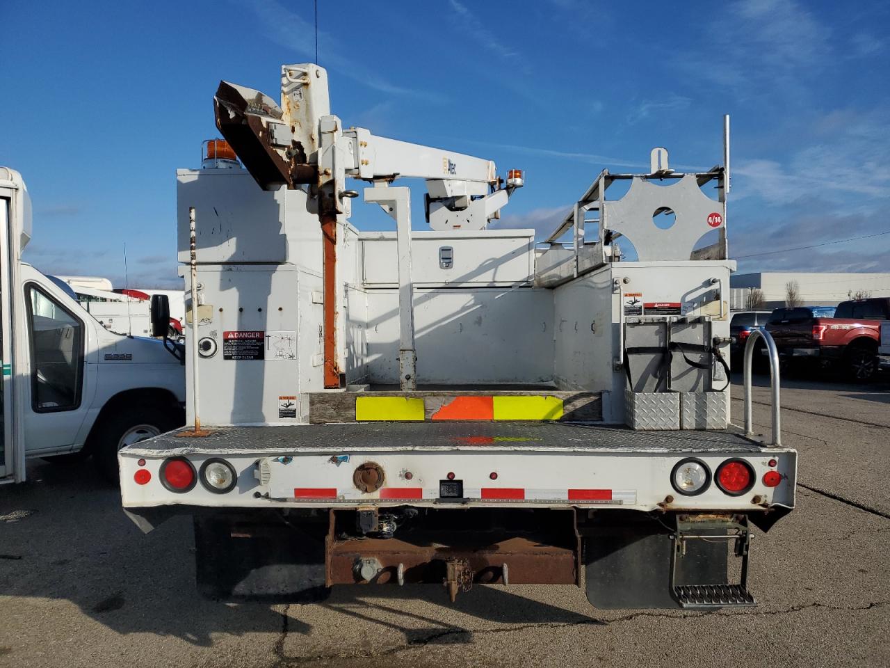 2012 Ford F450 VIN 1FDUF4GY7CEC36229 Copart auction photo, minor dent/scratches damage thumbnail 6