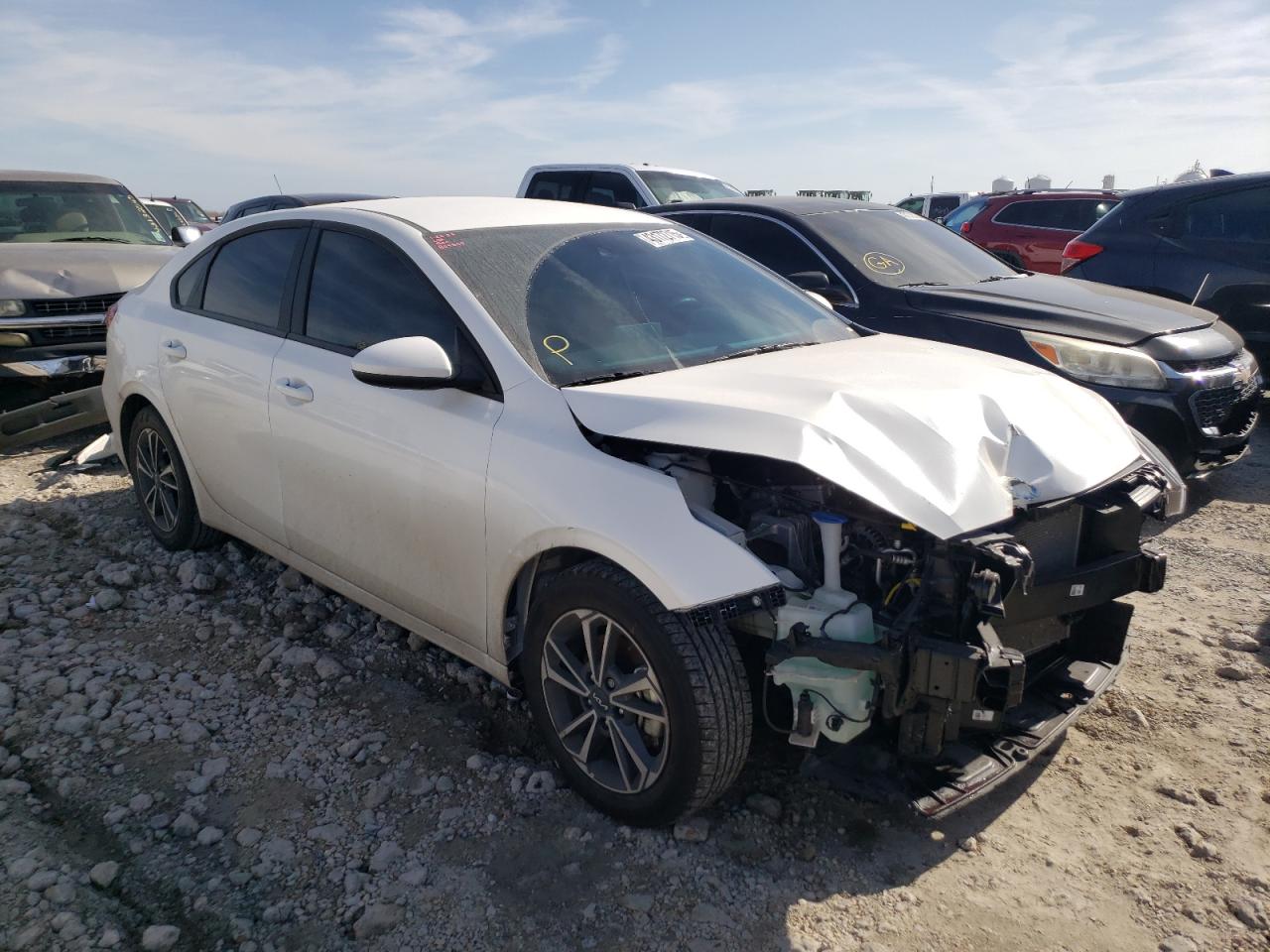 2024 KIA Forte VIN 3KPF24AD2RE809369 Copart auction photo, front end damage thumbnail 4