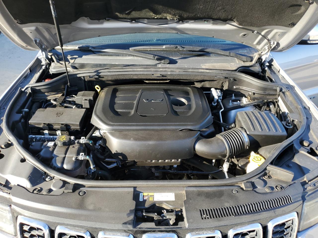 2020 Jeep Grand Cherokee VIN 1C4RJEBG7LC256988 Copart auction photo, rear end / minor dent/scratches damage thumbnail 12