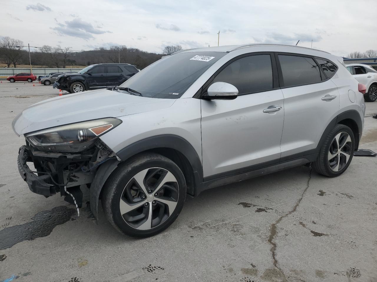 2016 Hyundai Tucson VIN KM8J33A24GU268562