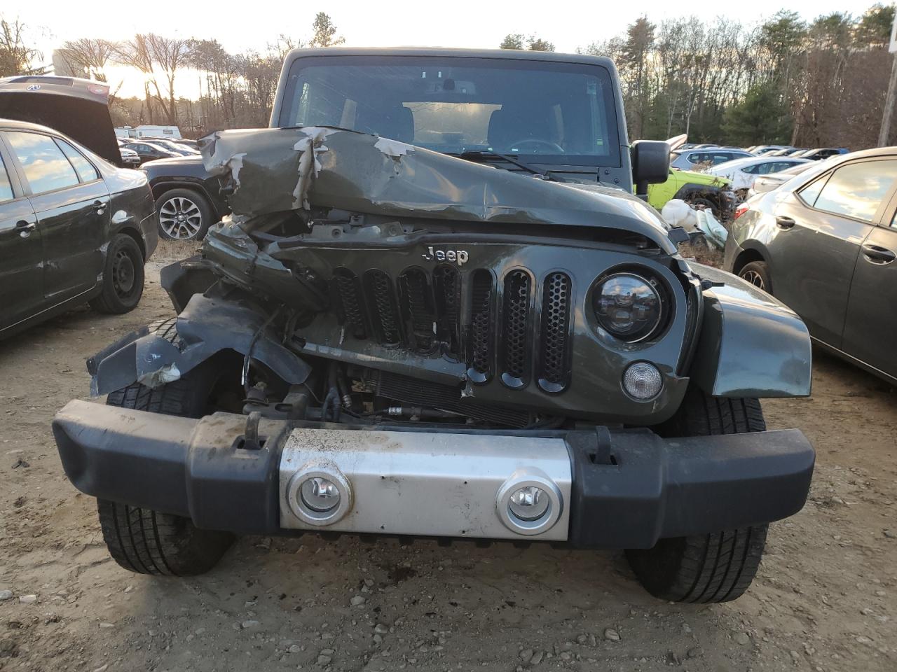 2015 Jeep Wrangler VIN 1C4BJWEGXFL573901 Copart auction photo, front end / minor dent/scratches damage thumbnail 5