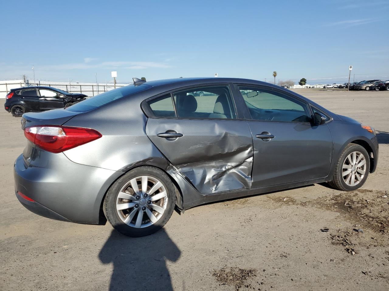 2016 KIA Forte VIN KNAFX4A6XG5450412 Copart auction photo, side / undercarriage damage thumbnail 3
