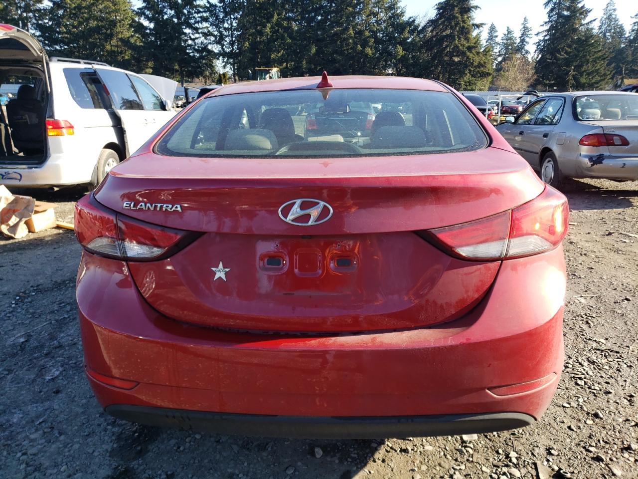 2015 Hyundai Elantra VIN KMHDH4AE7FU382939 Copart auction photo, front end / side damage thumbnail 6