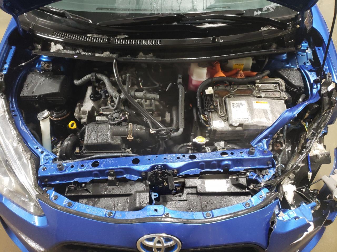 2015 Toyota Prius VIN JTDKDTB35F1101950 Copart auction photo, front end damage thumbnail 11