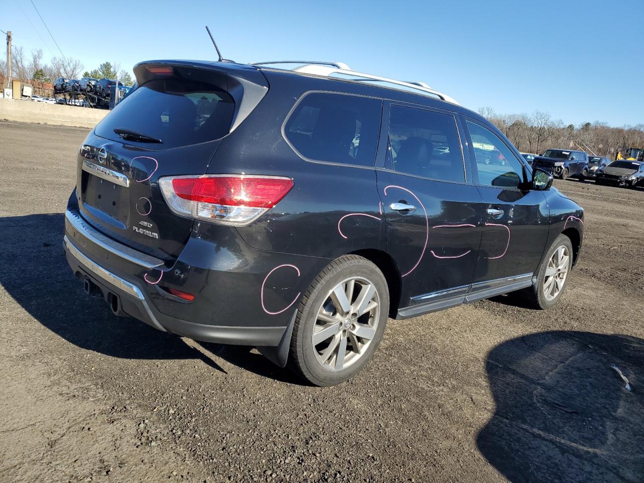 2015 Nissan Pathfinder VIN 5N1AR2MM3FC630102 Copart auction photo, front end / minor dent/scratches damage thumbnail 3