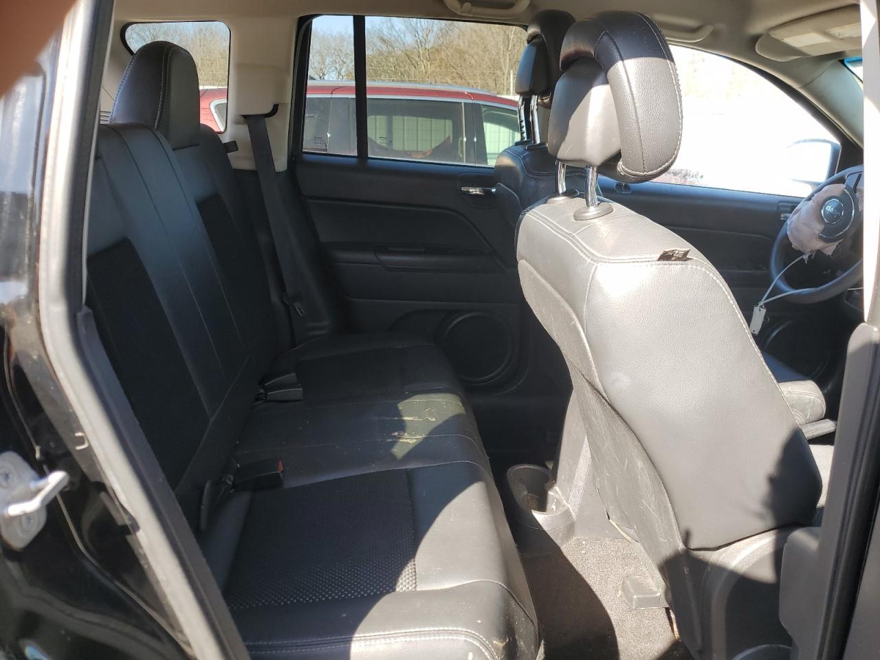2014 Jeep Compass VIN 1C4NJCBAXED819544 Copart auction photo, front end / side damage thumbnail 11