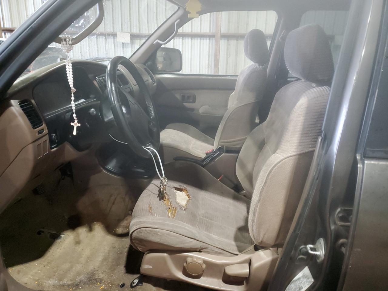 1998 Toyota 4Runner VIN JT3GN86RXW0061082 Copart auction photo, rear end / front end damage thumbnail 7
