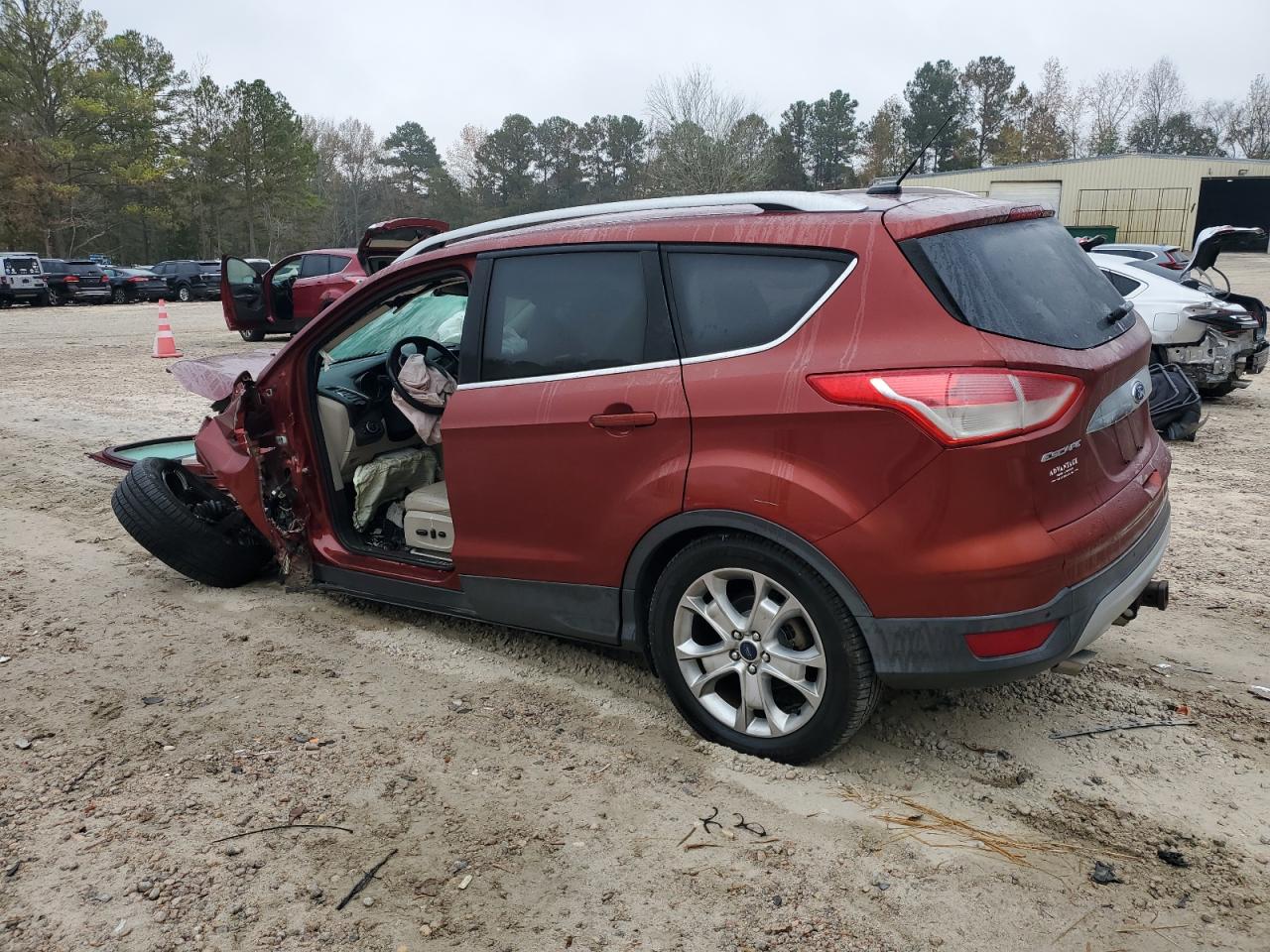 2016 Ford Escape VIN 1FMCU0J98GUB66344 Copart auction photo, front end / side damage thumbnail 2