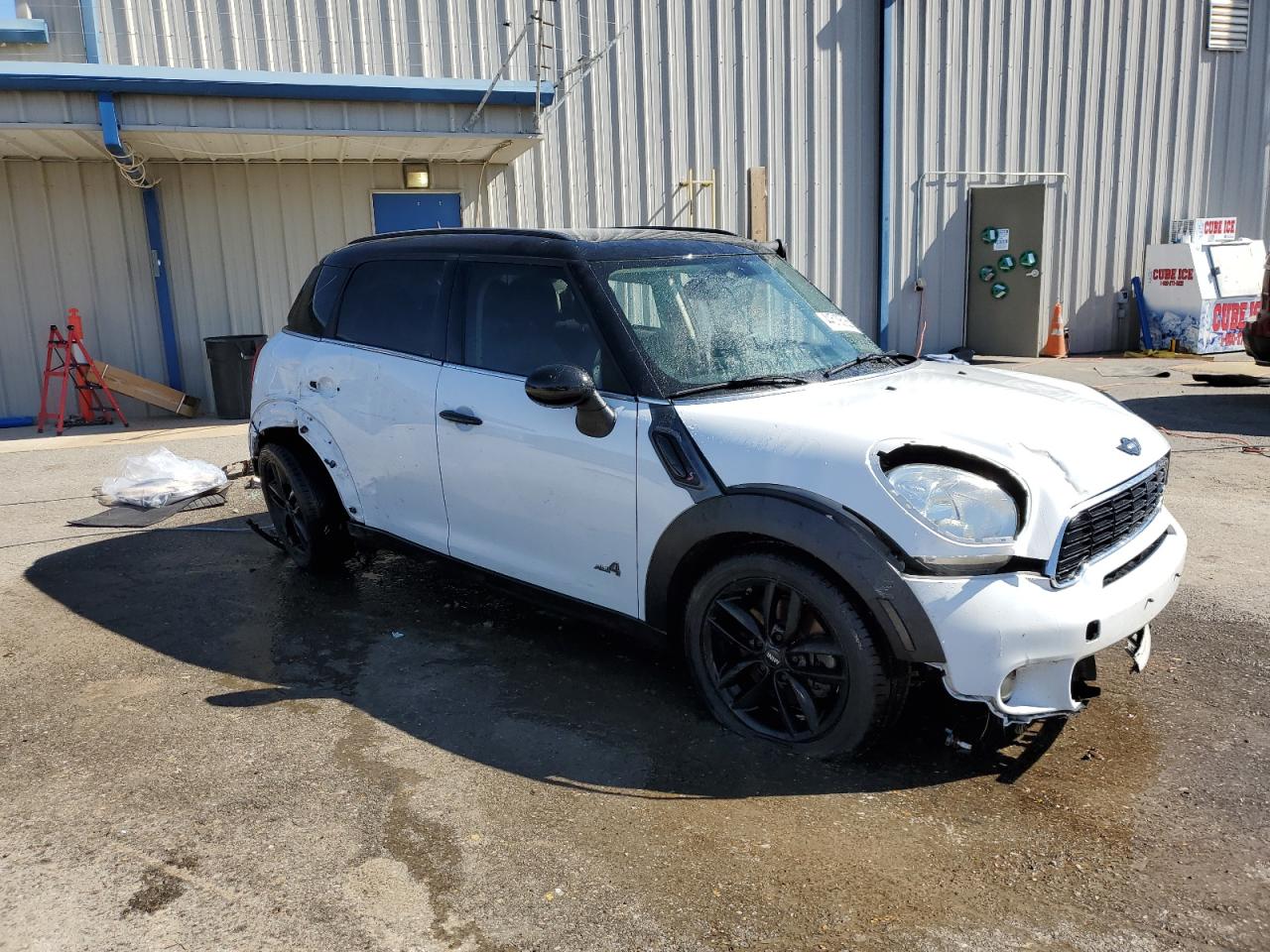 2013 MINI Cooper VIN WMWZC5C54DWP30187 Copart auction photo, all over damage thumbnail 4