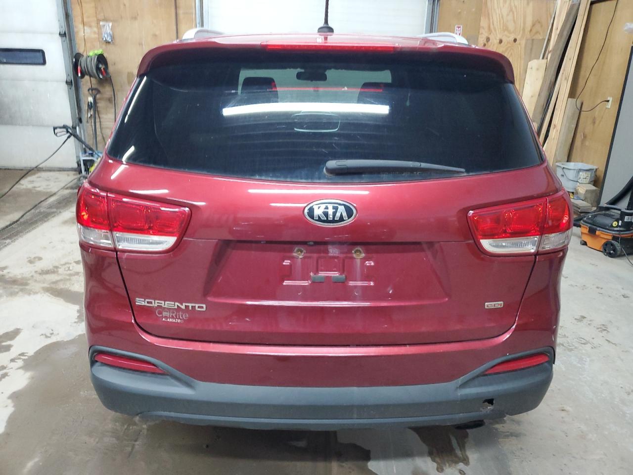 2016 KIA Sorento VIN 5XYPGDA33GG097161 Copart auction photo, minor dent/scratches / mechanical damage thumbnail 6