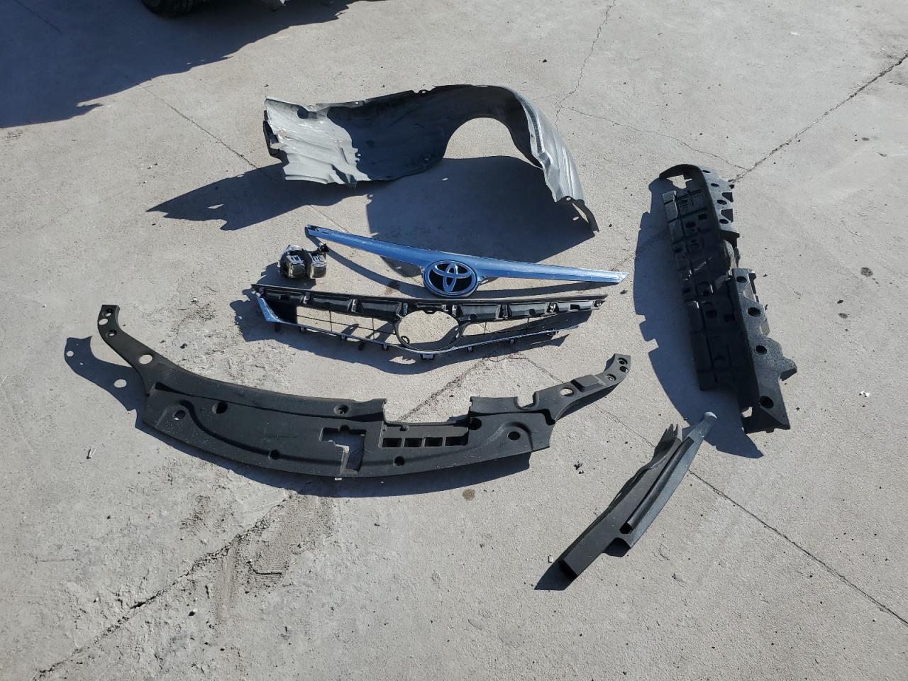 2015 Toyota Avalon VIN 4T1BK1EB4FU145512 Copart auction photo, front end / hail damage thumbnail 14