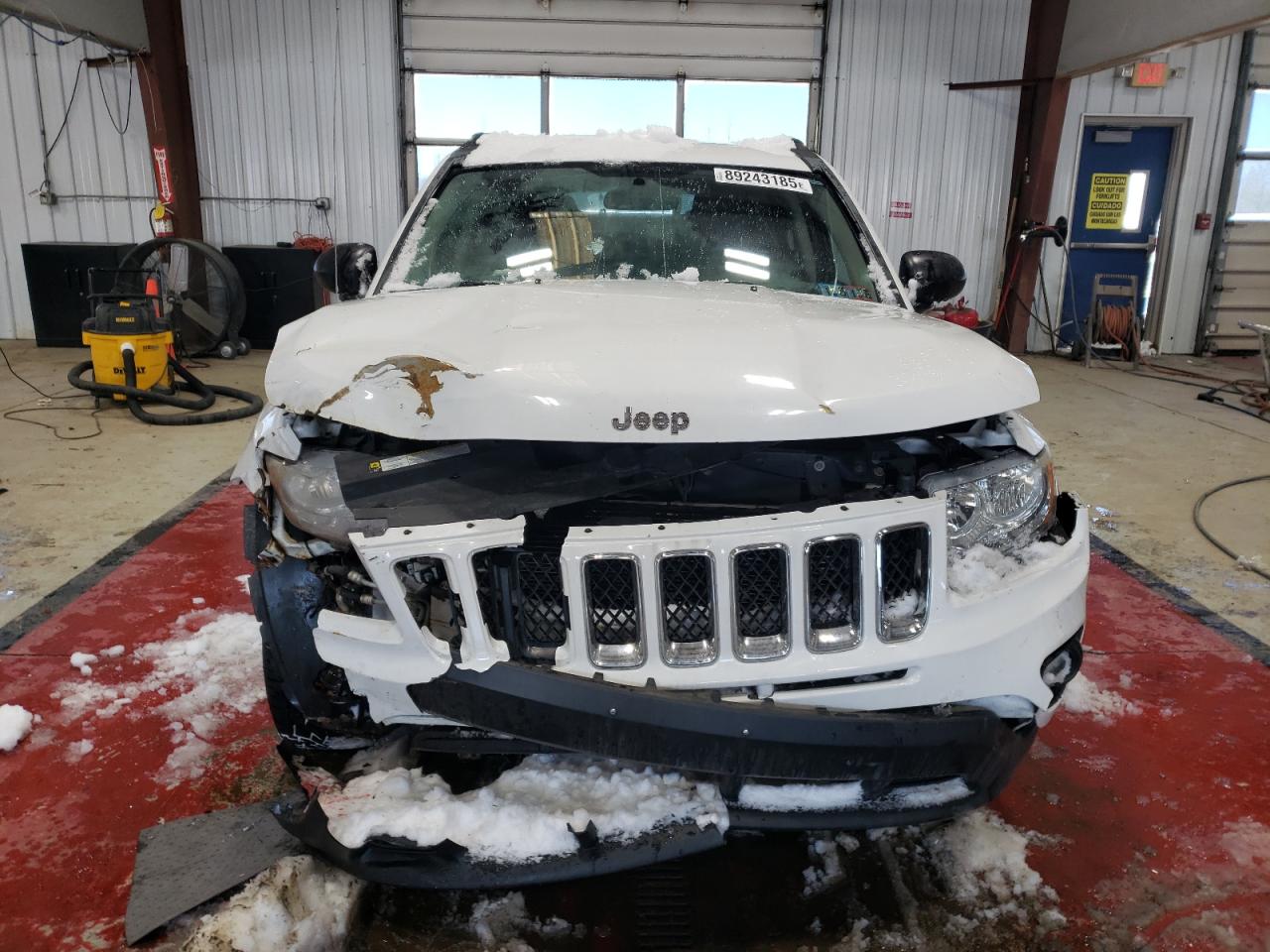2011 Jeep Compass VIN 1J4NF1FB2BD239168 Copart auction photo, front end damage thumbnail 5