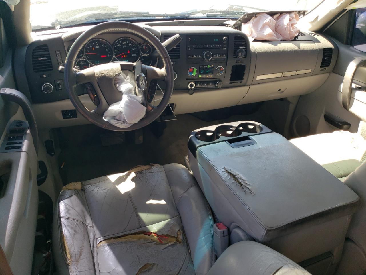 2012 Chevrolet Silverado VIN 3GCPKSE74CG182103 Copart auction photo, side / front end damage thumbnail 8