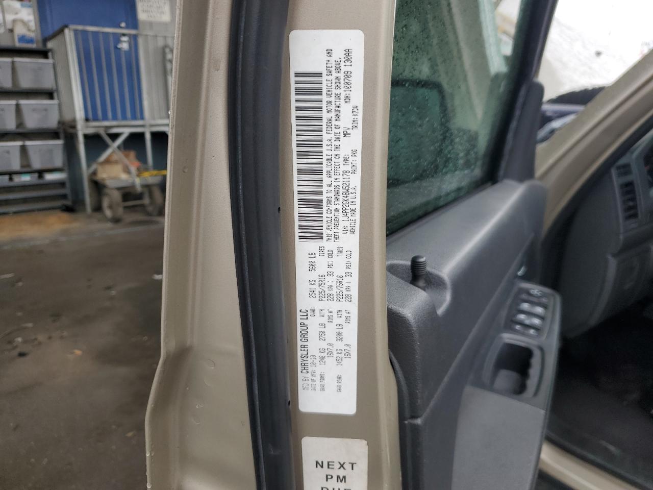 2011 Jeep Liberty (North America) VIN 1J4PP2GK4BW521178 Copart auction photo, rear end damage thumbnail 15