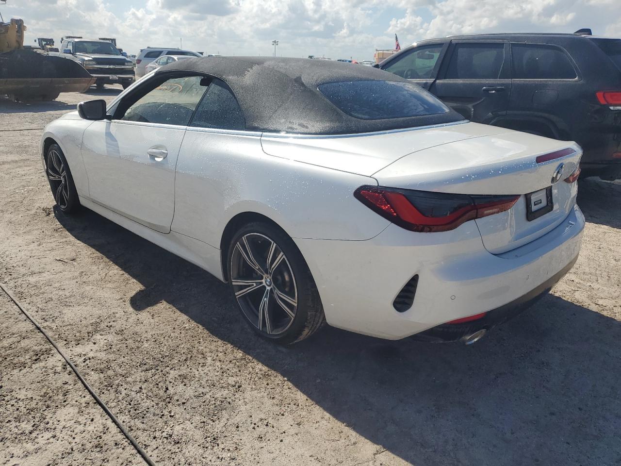 2022 BMW 4er VIN WBA23AT08NCJ49289 Copart auction photo, water/flood damage thumbnail 2