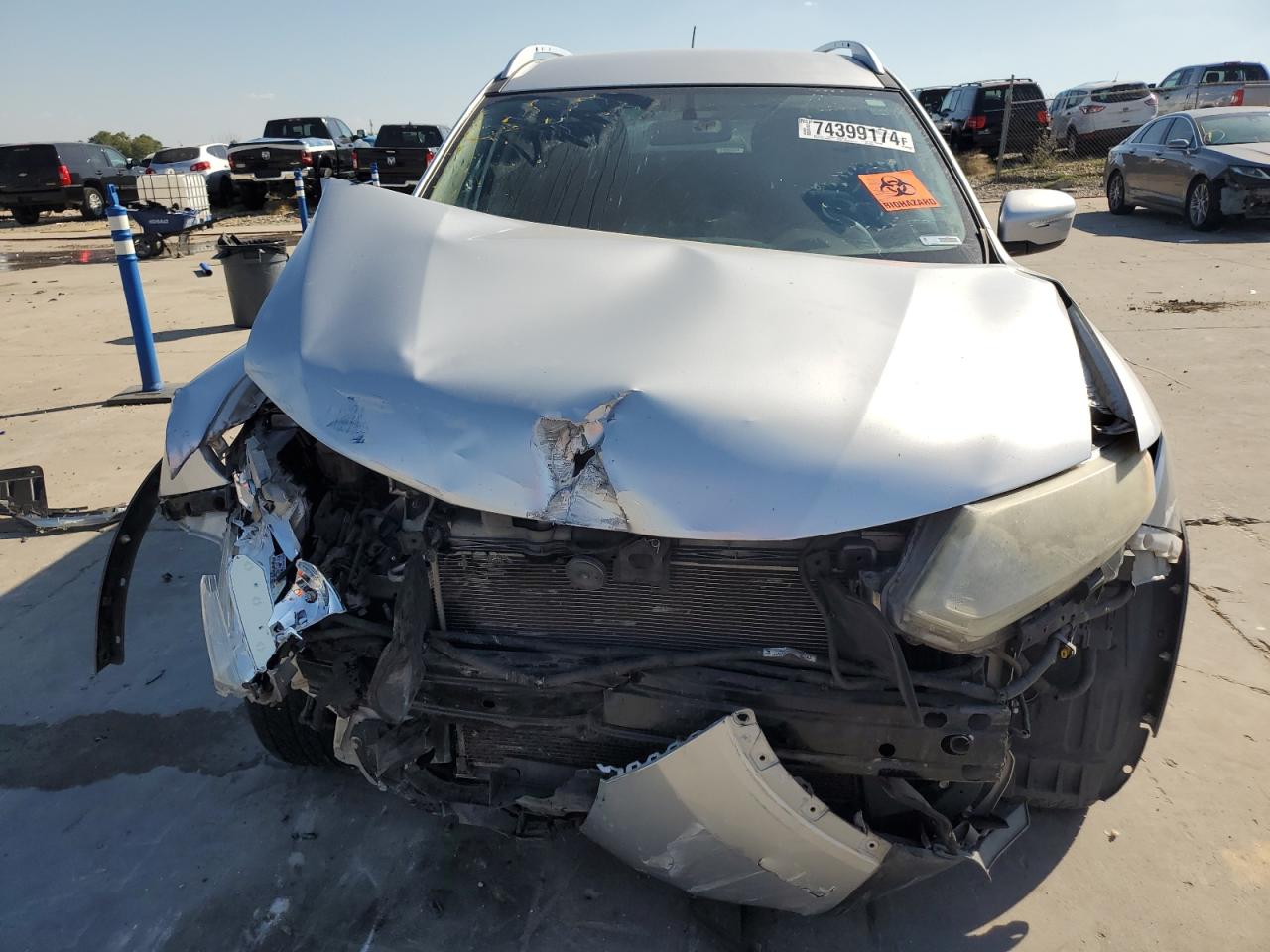 2015 Nissan Rogue VIN KNMAT2MT9FP561387 Copart auction photo, front end damage thumbnail 5